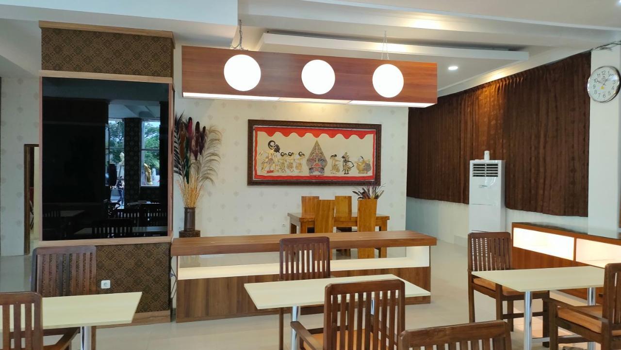 Golden Ganesha Hotel Yogyakarta By Ecommerceloka Gondowulung 외부 사진